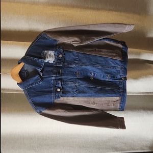 NEW ✨️  MENS DENIM JACKET SIZE S